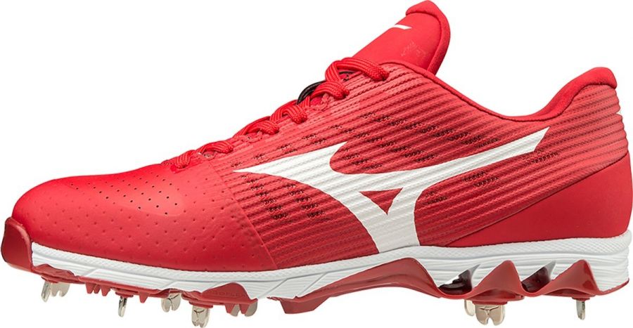 Mizuno Men's Ambition Low Metal Baseball Cleat