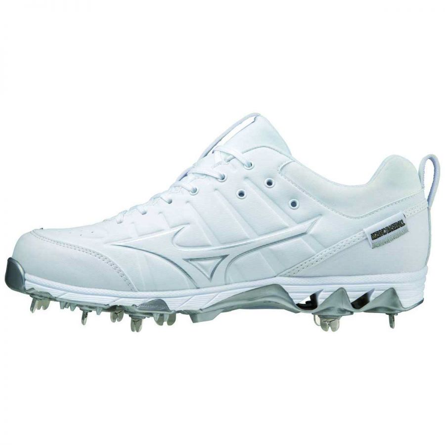 Mizuno 9-Spike Ambition 2 Baseball Metal Cleats