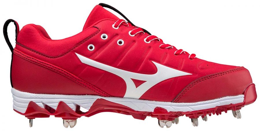 Mizuno Womens 9-Spike Swift 7 Low Metal Cleats