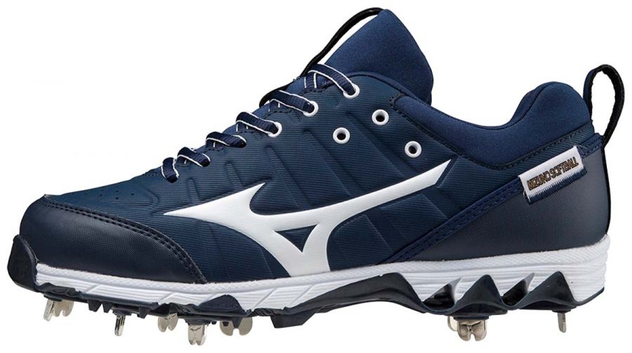 Mizuno Womens 9-Spike Swift 7 Low Metal Cleats